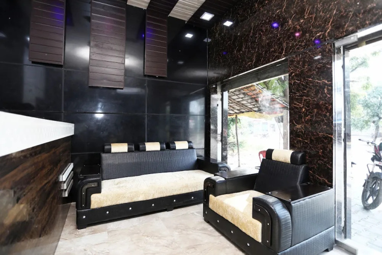 Glorify Stay2 by OYO Rooms