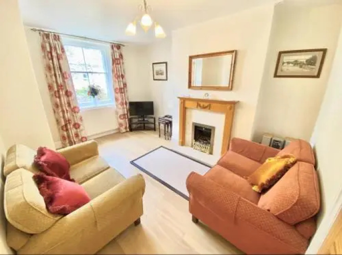 1 Catherine Cottages