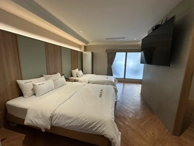 Standard Family room