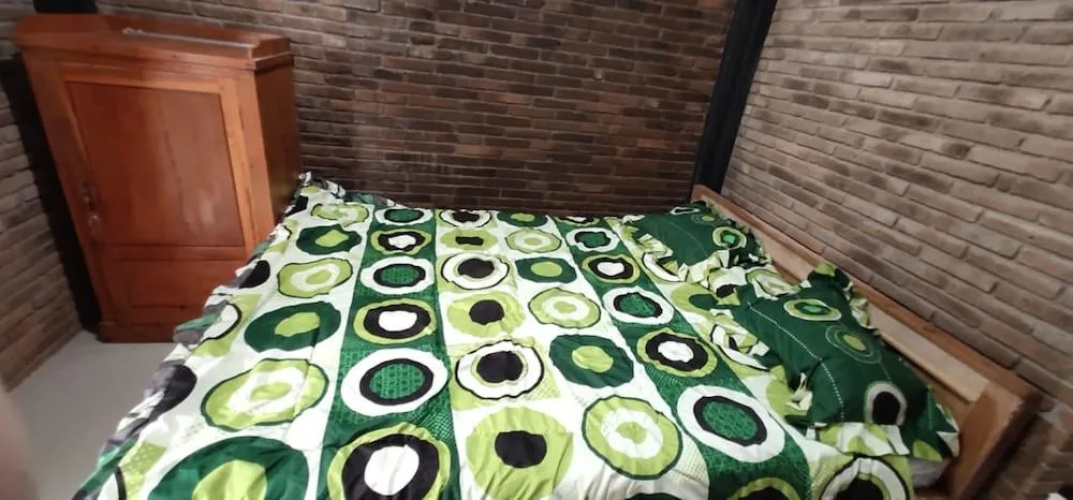Homestay Kurnia - Hostel