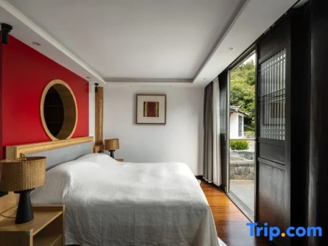 1 Bedroom Suite
