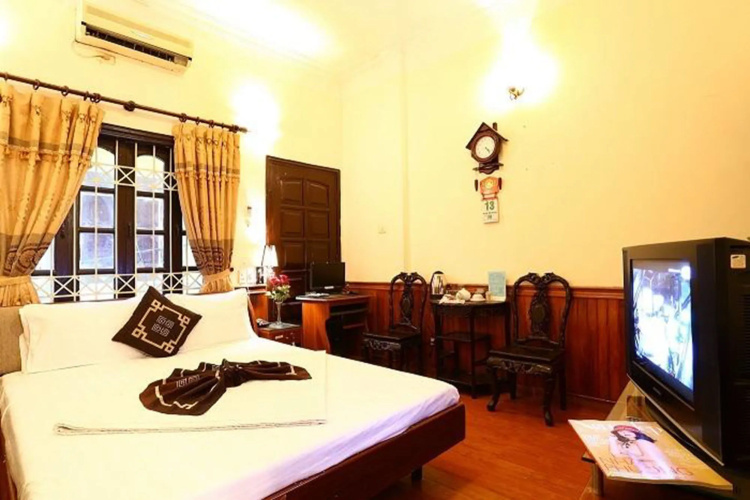 A25 Hotel - Doi Can 2