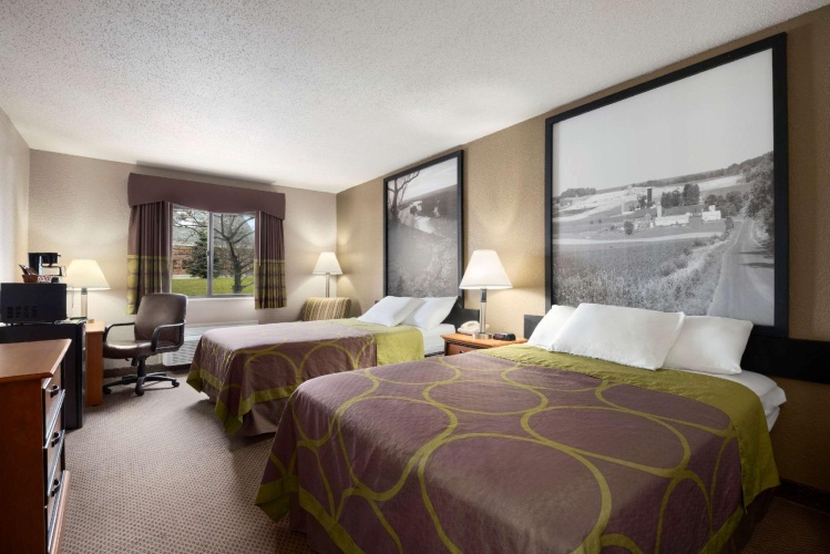 Standard Quadruple room