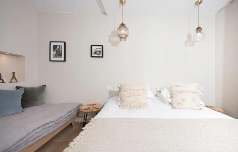 Studios 10 & 11 BY HOTEL DES LICES