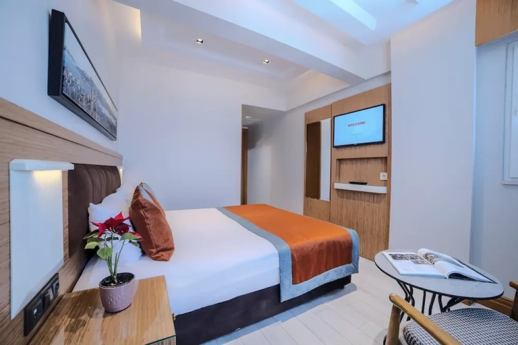 Standard Single room with city view