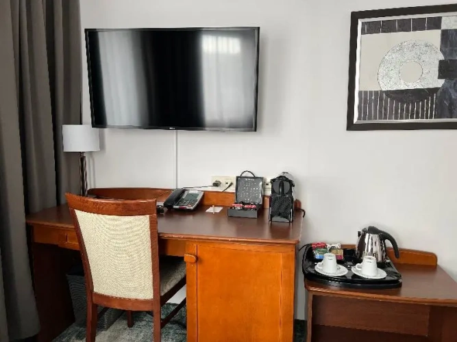 1 Bedroom Suite