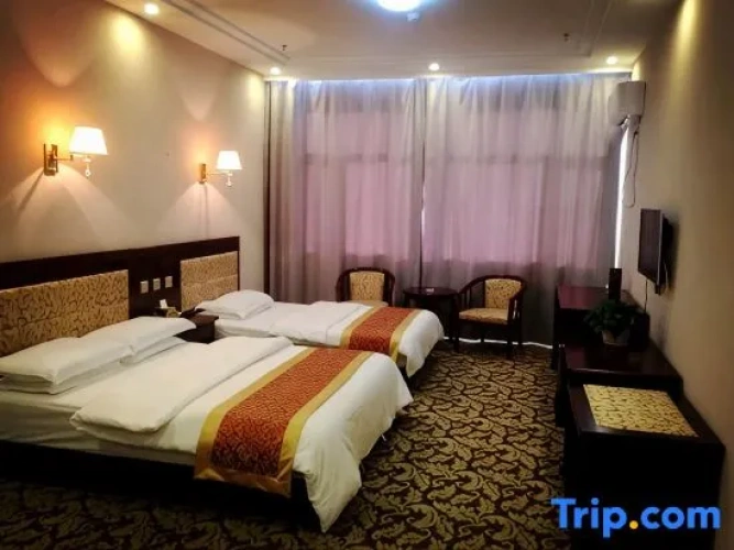 Deluxe Suite