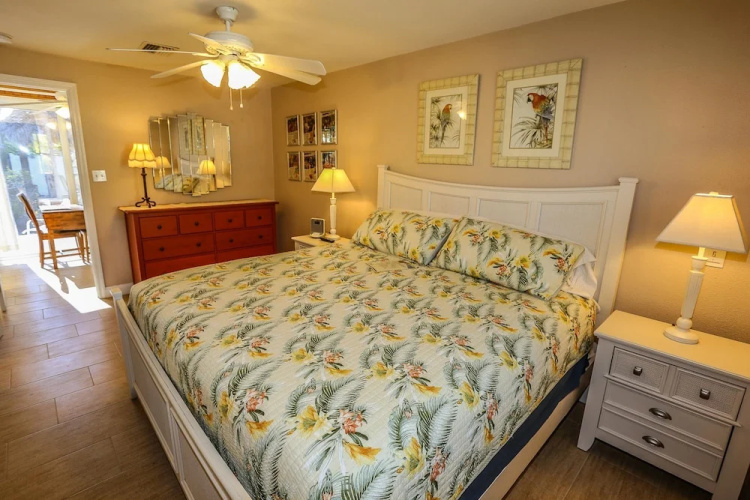 4870 Coquina Rd. - M