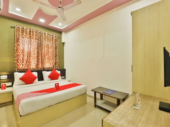 OYO 3299 Hotel Vrundavan