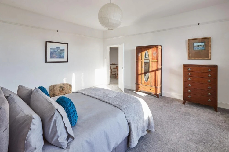 Host Stay Seaside View
