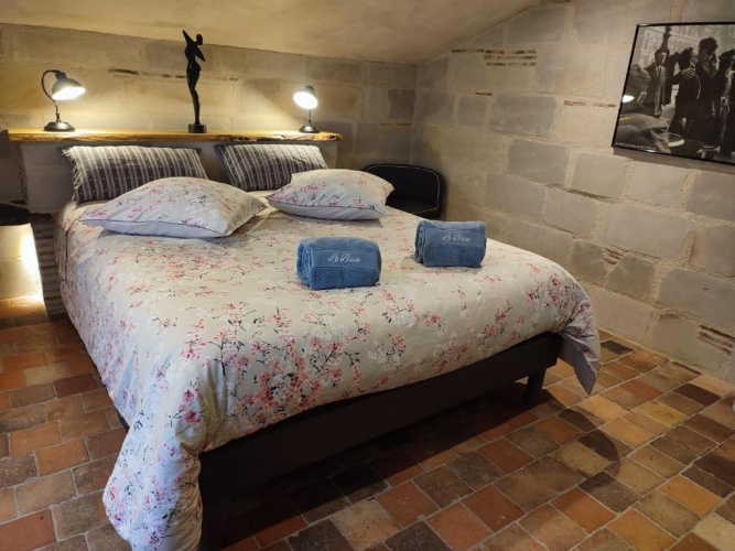 2 Bedrooms Cottage