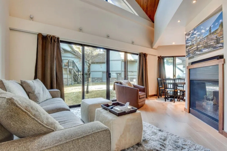 Tahoe Keys Contemporary