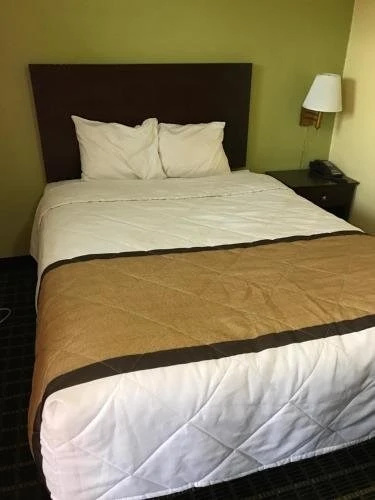 Budget Inn