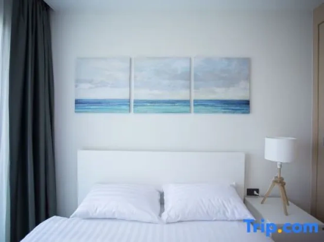 1 Bedroom Apartment with balcony
