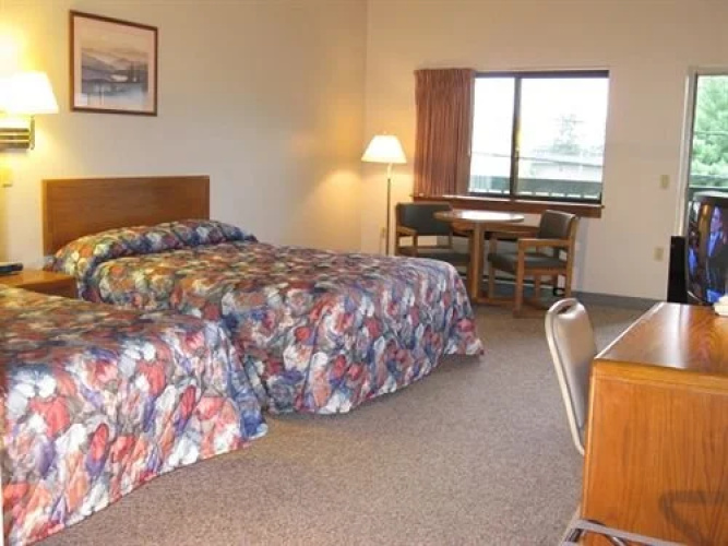 Mayflower Motel And Suites