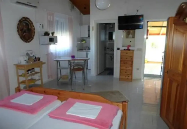 Branko - 150m From the sea - SA2