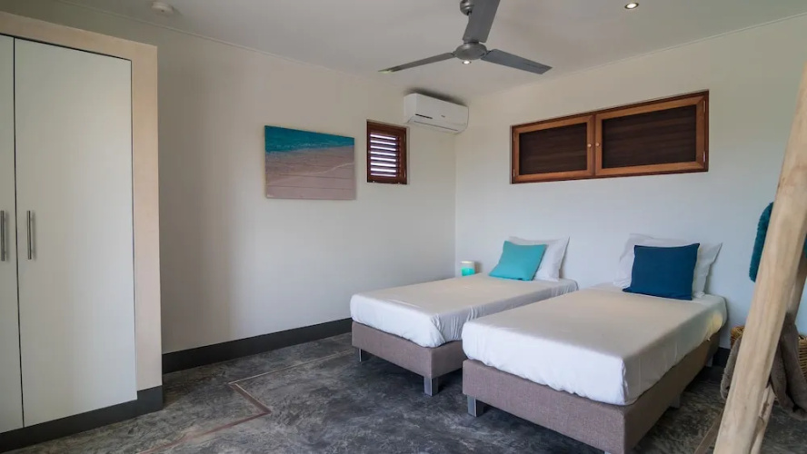BEACHES ocean view apartments
