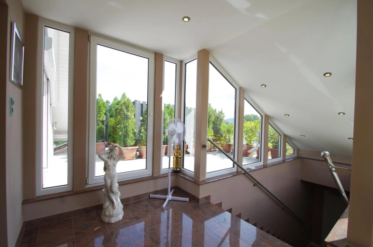 Luxury-Apartment Alexandra