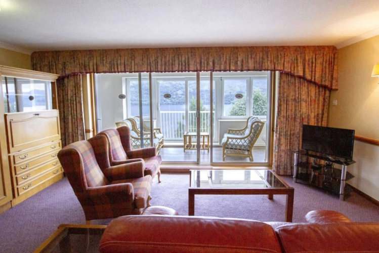 Loch Rannoch Red Deer Lodge 1