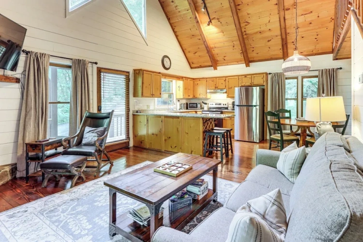 2 Bedrooms Cottage