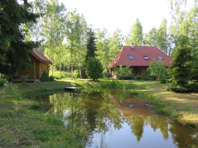 4 Bedrooms Cottage