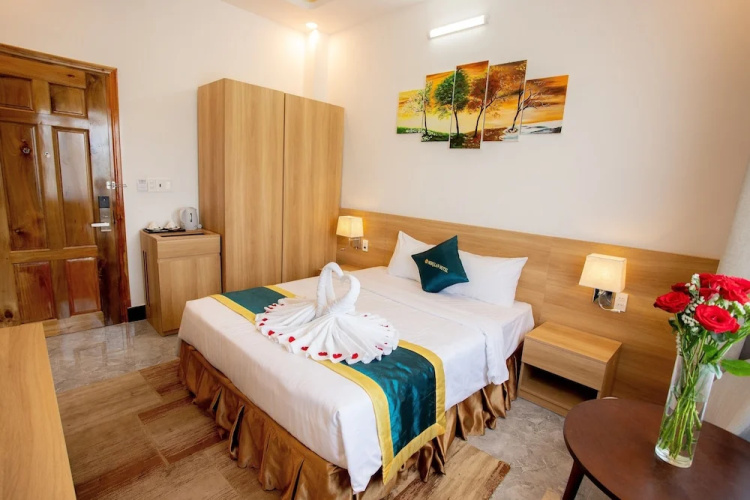 Nghi Lan Hotel