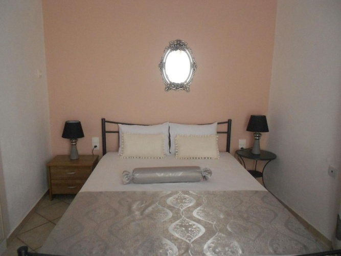 Standard Triple room with view