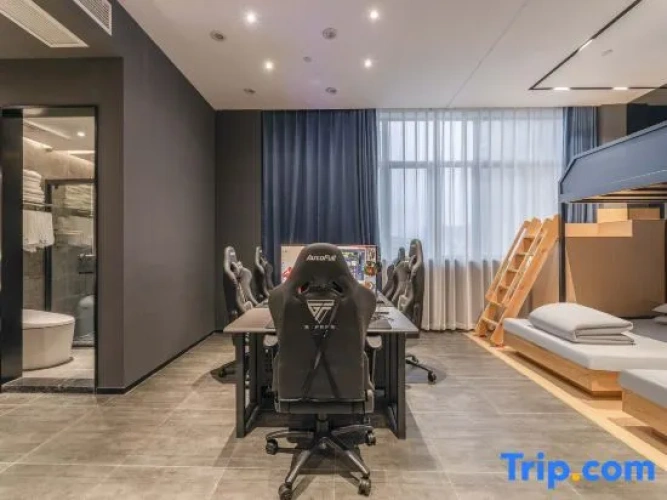 Standard Quintuple room