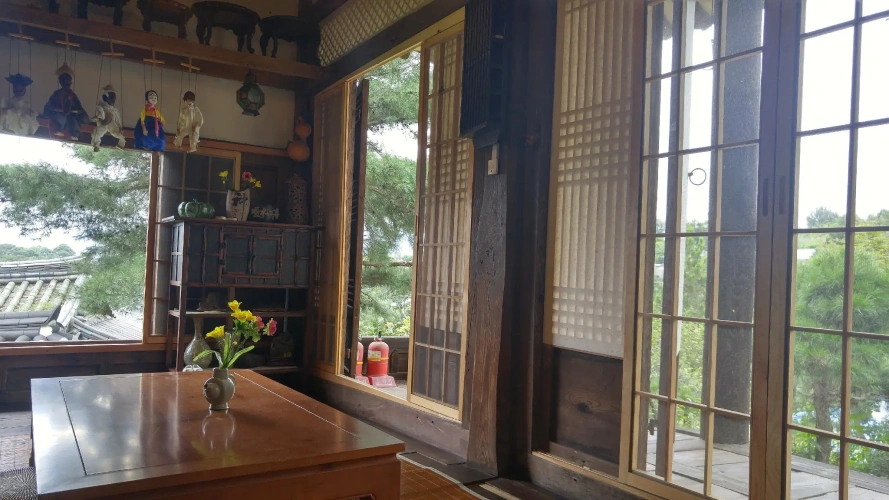 Deluxe Family room