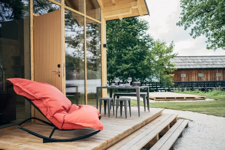 1 Bedroom Deluxe Chalet with lake view