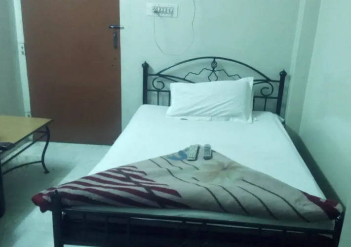 Hotel Urvashi