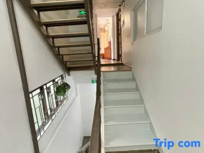 HC Luxury Apartment 02