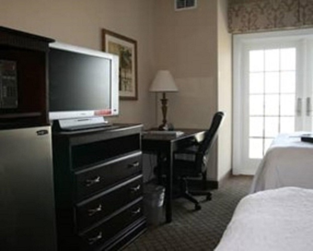 Hampton Inn & Suites Galveston photo 6