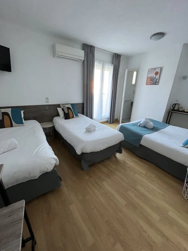 Economy Quadruple room