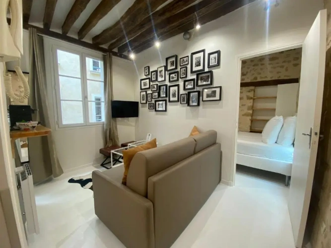 1 Bedroom Apartment