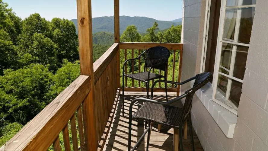 Alpine Inn