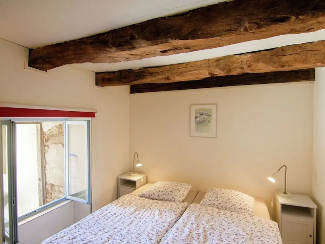 Comfortable and Cozy Cottage With Large Terrace