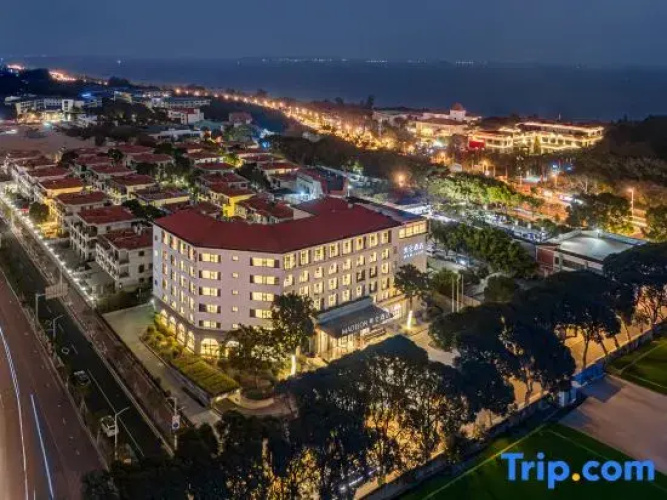 Madison Hotel (Huangcuo Beach Branch)