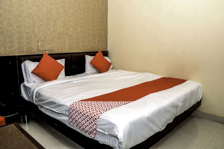 Hotel Raj Mandir