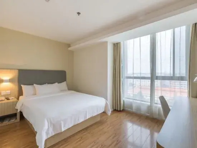 Hanting Hotel Nanjing New Port Development Zone