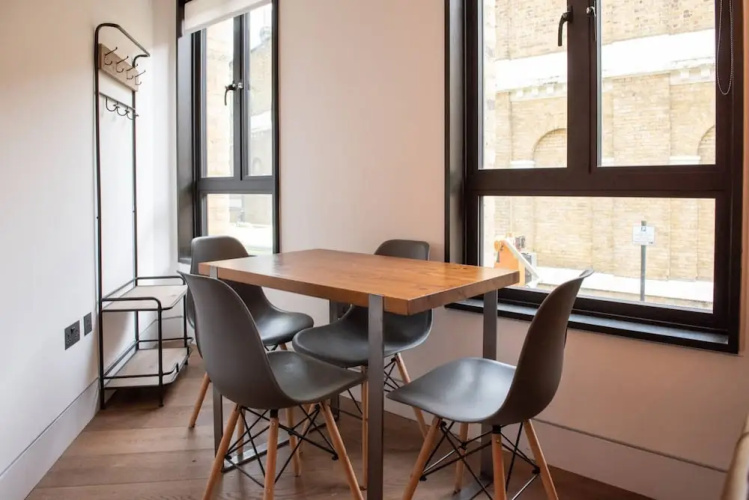 Stunning 2 Bedroom Flat in Farringdon