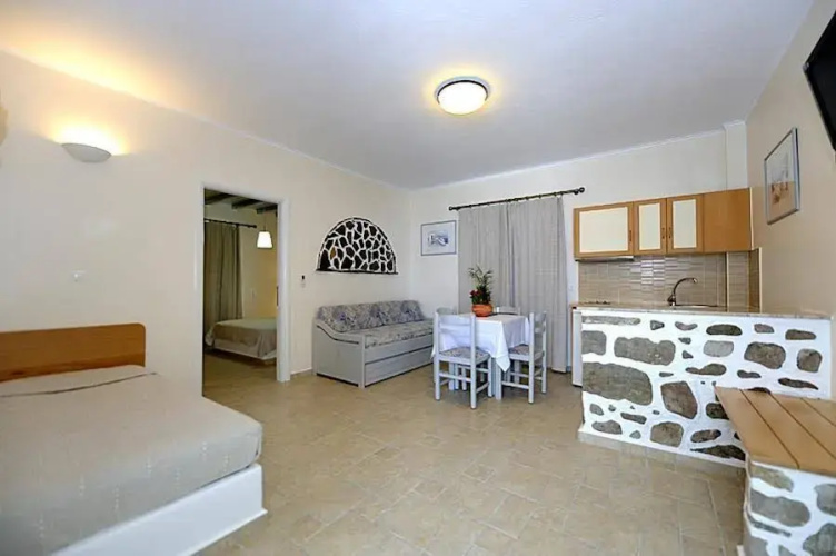Filoxenia Apartments