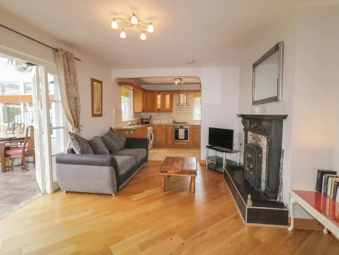 2 Carlton Cottage