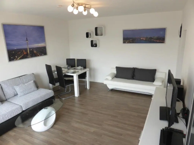 2 Bedrooms Apartment with balcony and with view