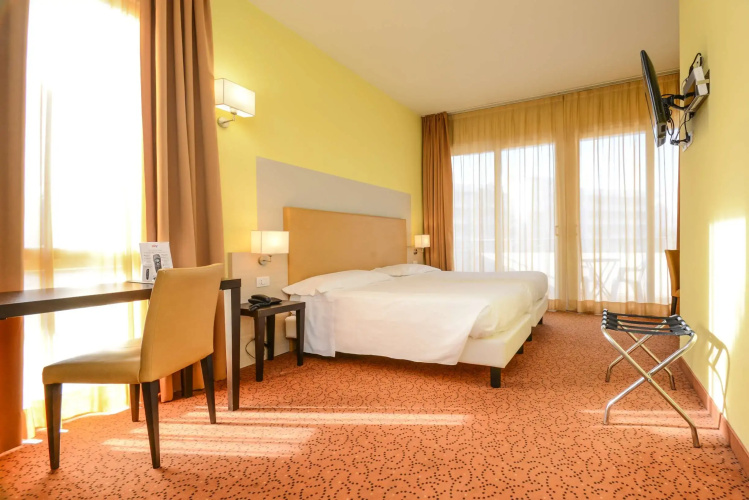 Regal Hotel