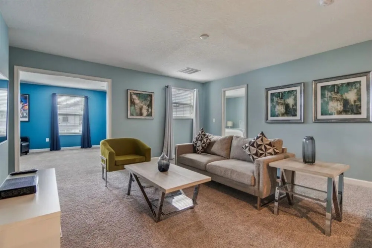 8BR ChampionsGate Pool Home w Theater