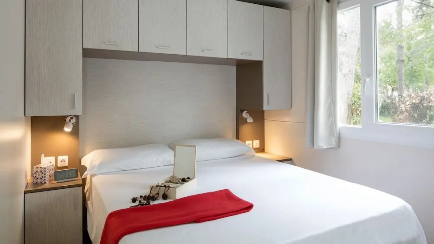 1 Bedroom Comfort room
