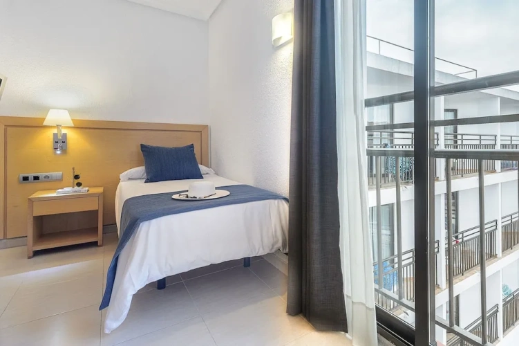 Standard Single room with balcony