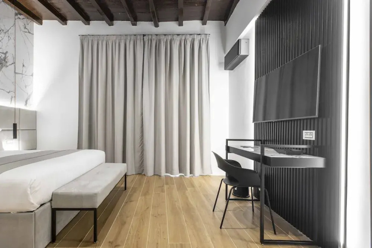 Home at Rome Luxury Navona