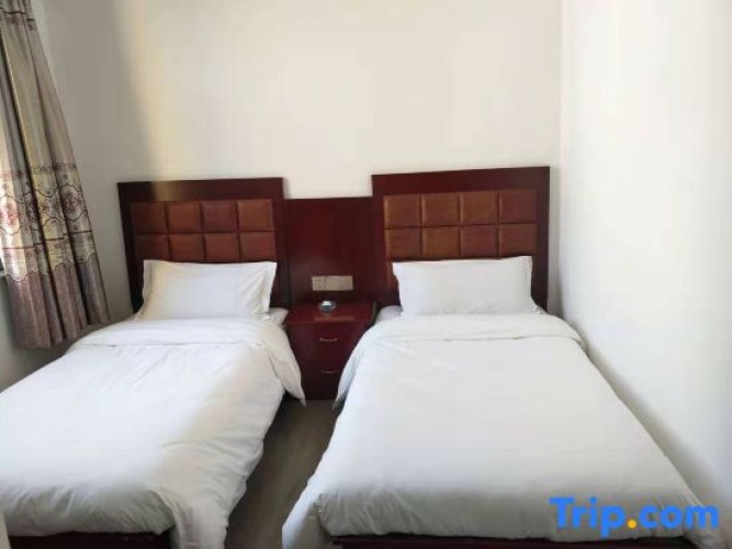 Economy Twin room
